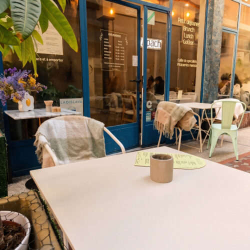 terrasse et devanture Apach'