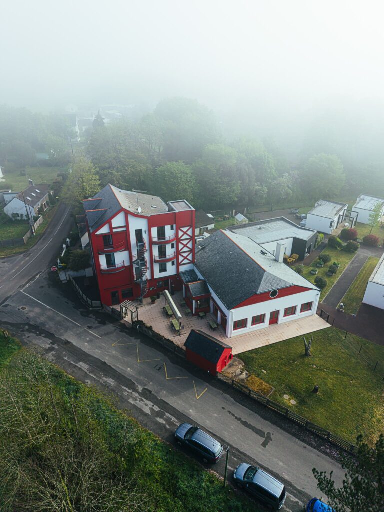 Auberge de la forêt au Gavre chambres, cottages et piscine