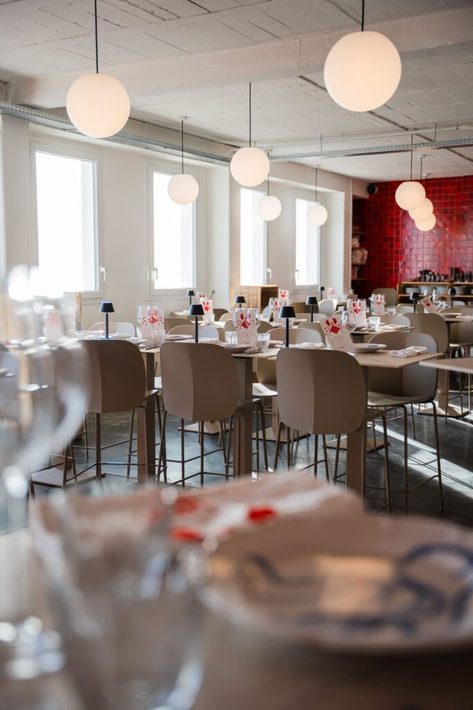 Viviers Rocheteau est un restaurant de poissons fruits de mer aux Sables d'Olonne