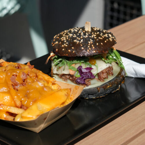 Des frites cheddar du restaurant Bibous Burgers au Havre