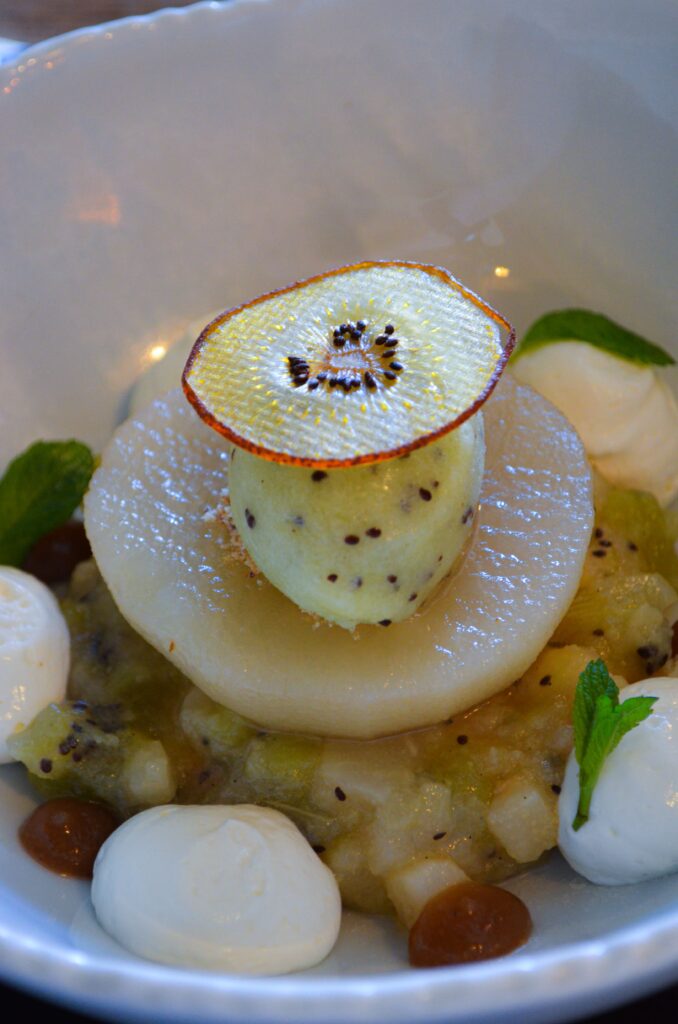 Un dessert au kiwi du restaurant Inèle à Saint Avertin