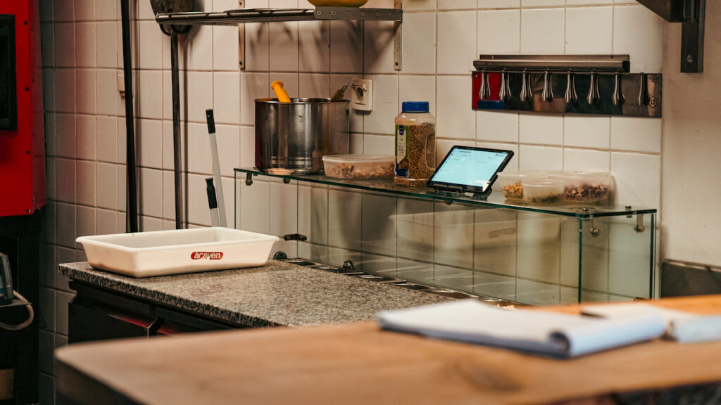 L'intérieur de M Pizza situé à Bretteville sur odon