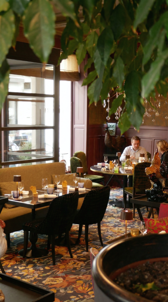 La salle du restaurant le Capu