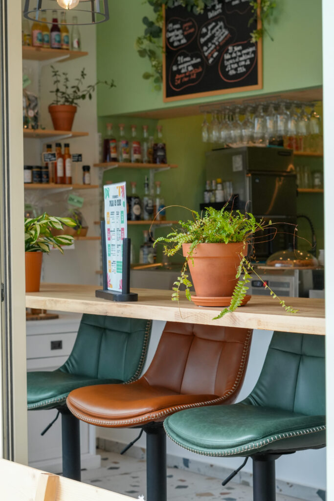 Une salle du restaurant Quai des délices au Havre