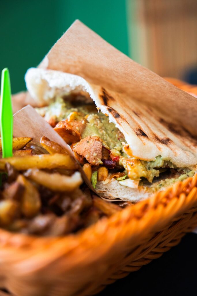 Neja Food, restauration rapide de pita à Saint André des Eaux