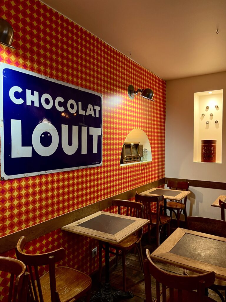 bistrot et chocolat-salle intérieur
