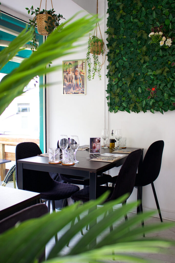 Table du restaurant Délices Marocains à Le Mans