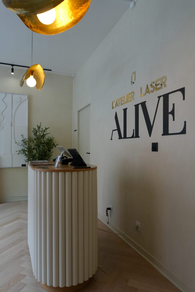Une salle d'accueil de l'institut Alive Beauty Expert au Havre