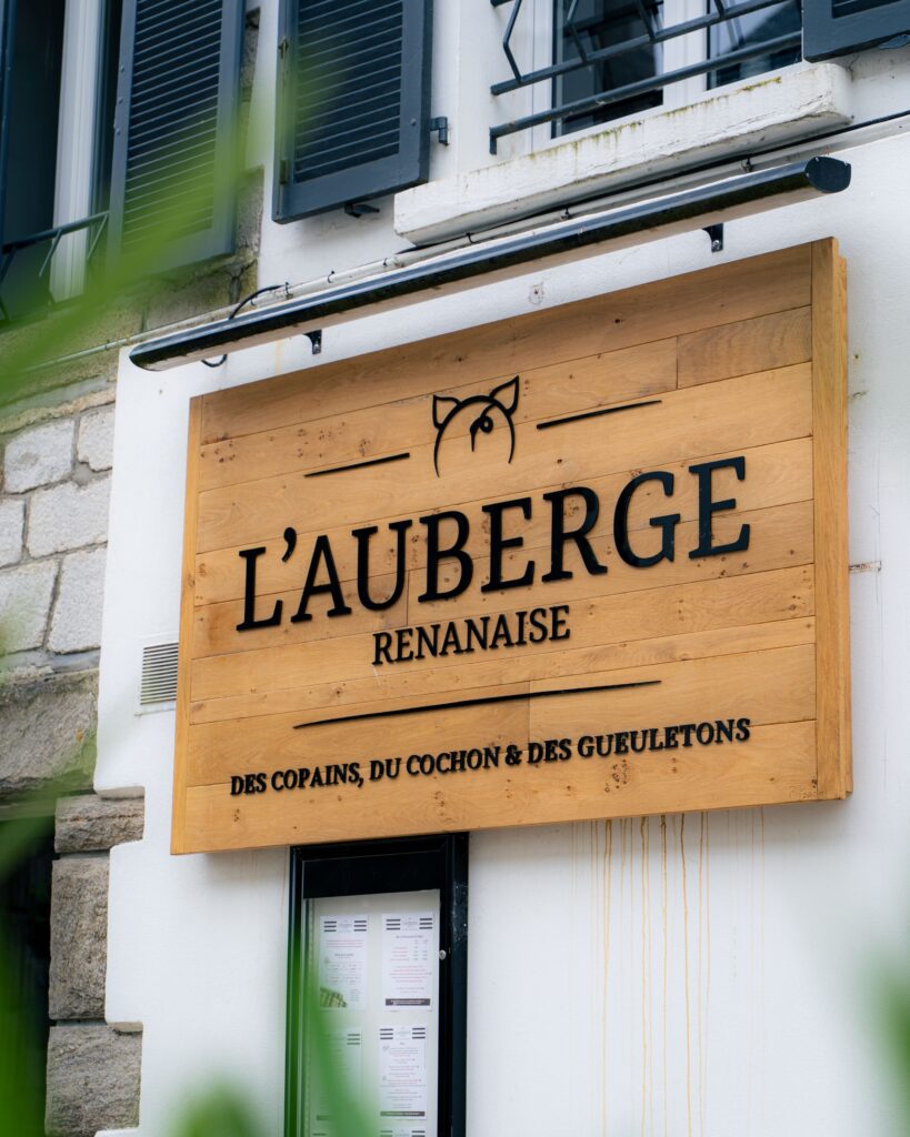 L'extérieur du restaurant L'Auberge Renanaise à Saint-Renan