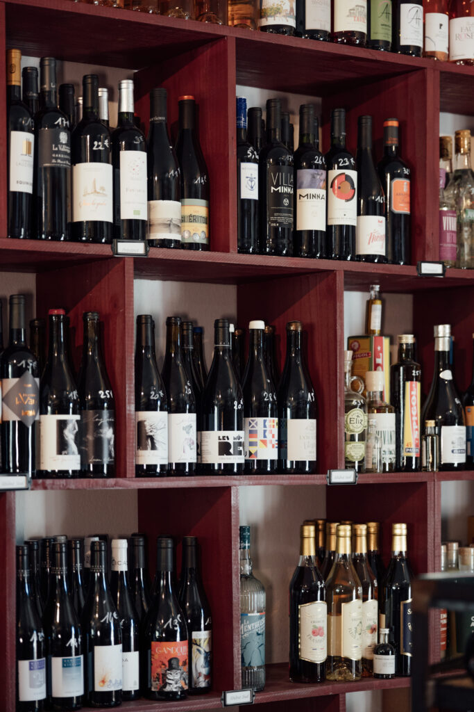 Venez choisir votre meilleure bouteille à La Cave des Passionnés à Rognonas