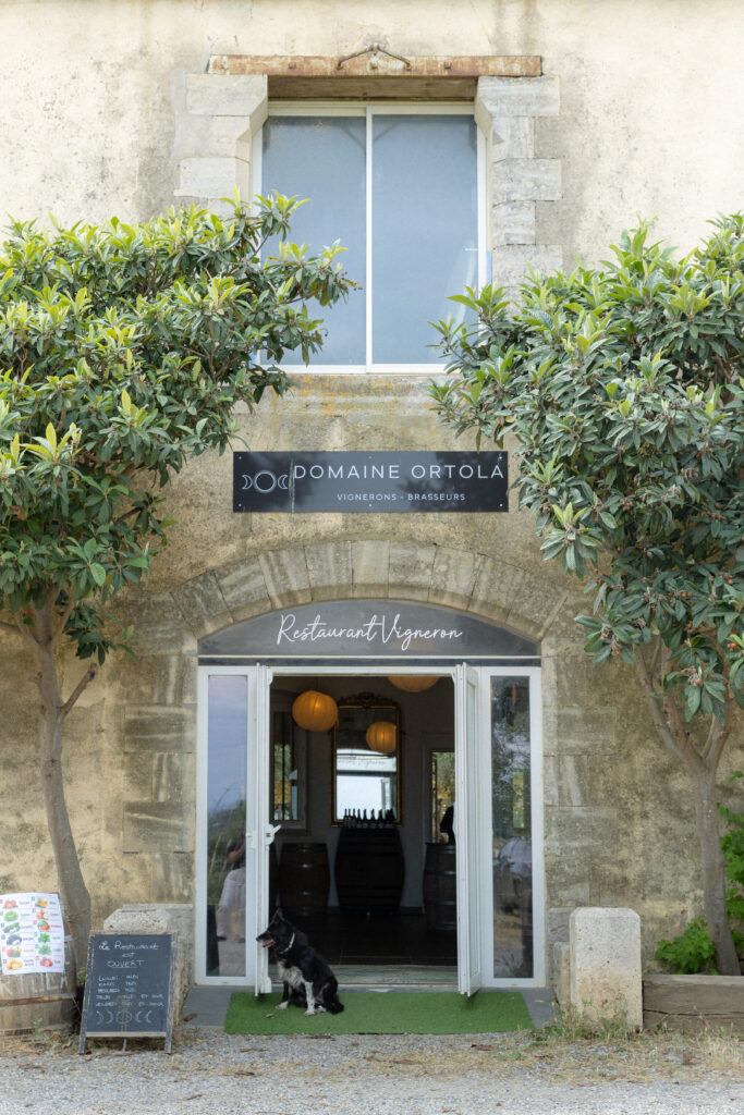 L'entrée du Domaine Ortola à Narbonne