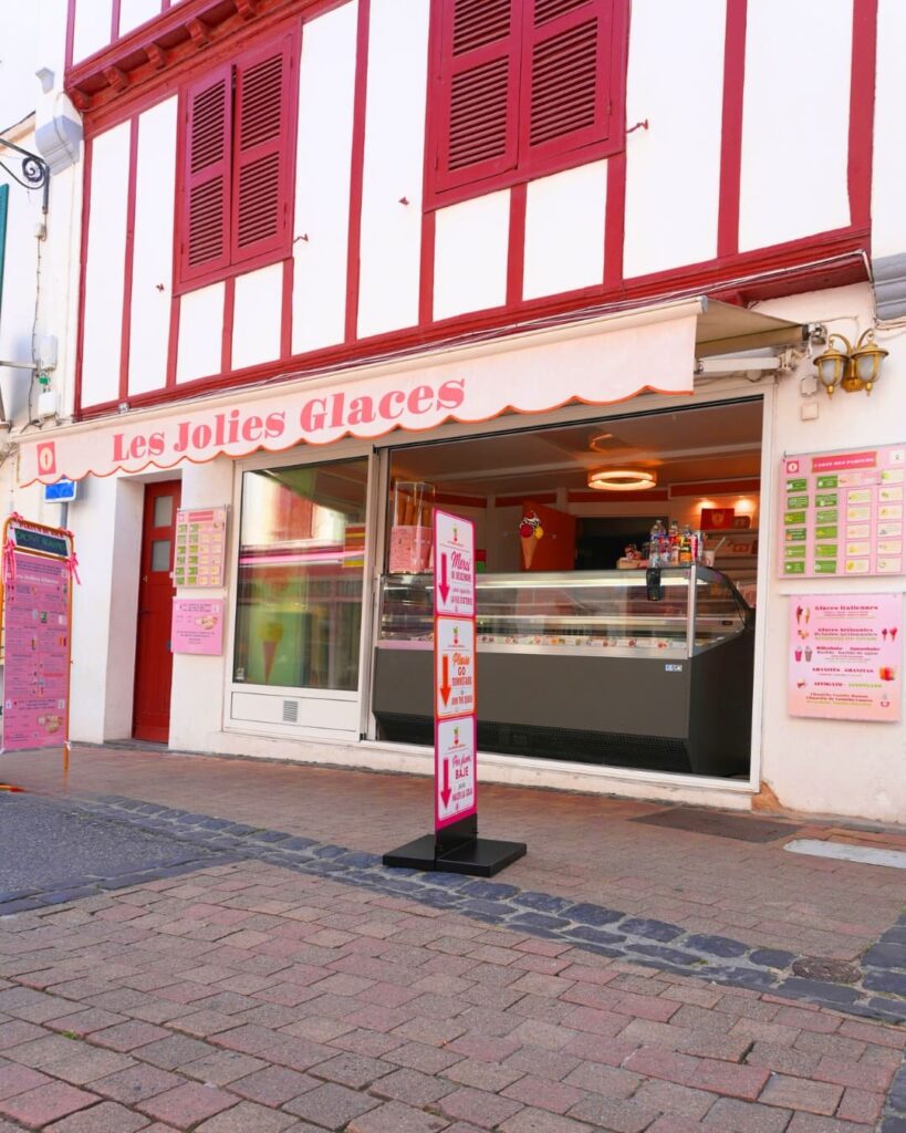 exterieur les jolies glaces à saint jean de luz
