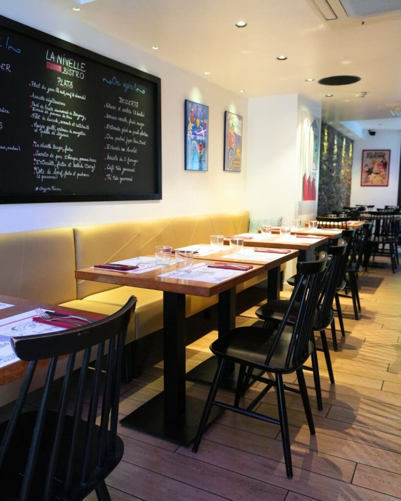 interieur du bistrot la nivelle à saint pee sur nivelle