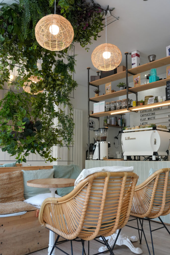 L'intérieur de Kawfi Art Shop Le Havre