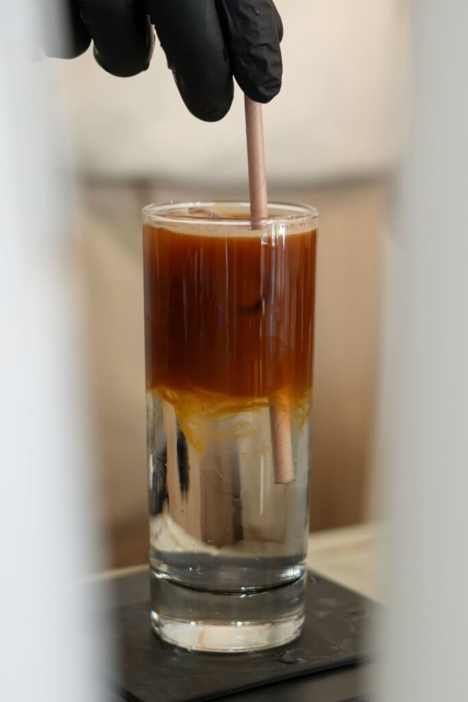 Un café tonic chez Kawfi Art Shop Le Havre