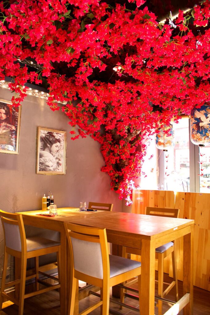 table restaurant à volonté chinois BBQ Sushi Club à Le Mans