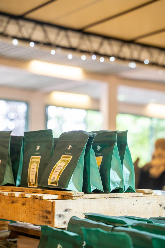 Les cafés de Typikah sont disponibles en grain, moulu et en capsules compostables