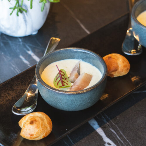 Terre de Craie propose une cuisine bistronomique le midi et semi-gastronomique le soir