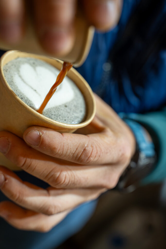 Le Pistachio et le Back Sésame sont des boissons signatures de Typikah