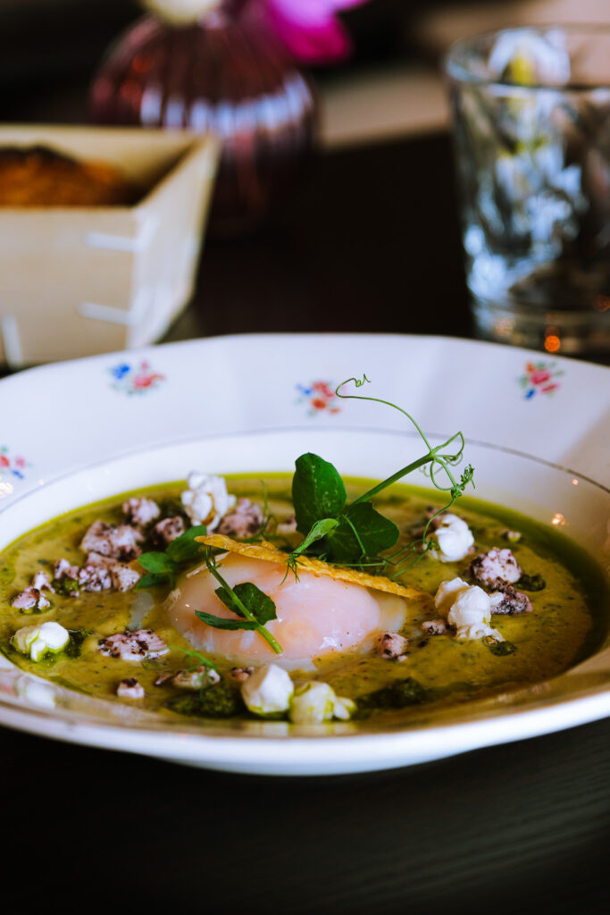 oeuf parfait et crémeux de courgette en restaurant les canailles