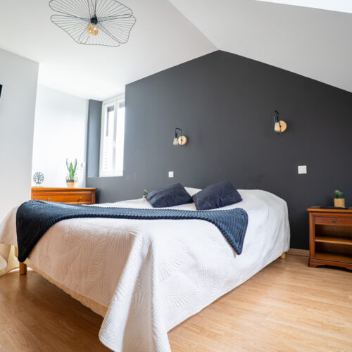 Un grand appart hôtel est disponible au deuxième étage chez Maison Souply