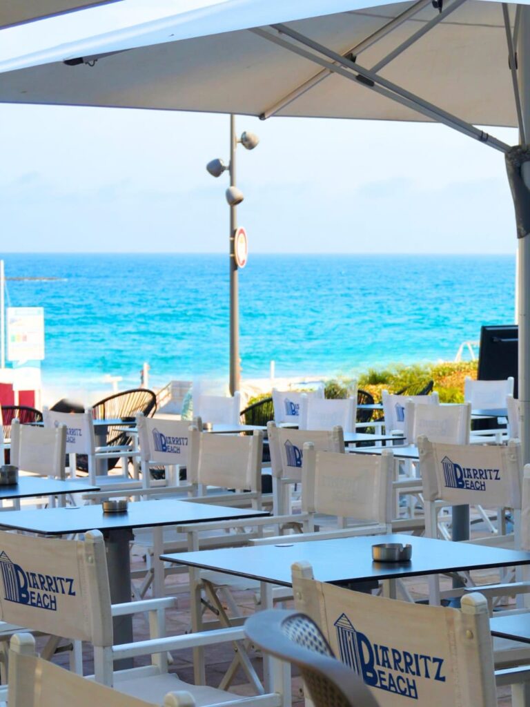 Terrasse biarritz beach
