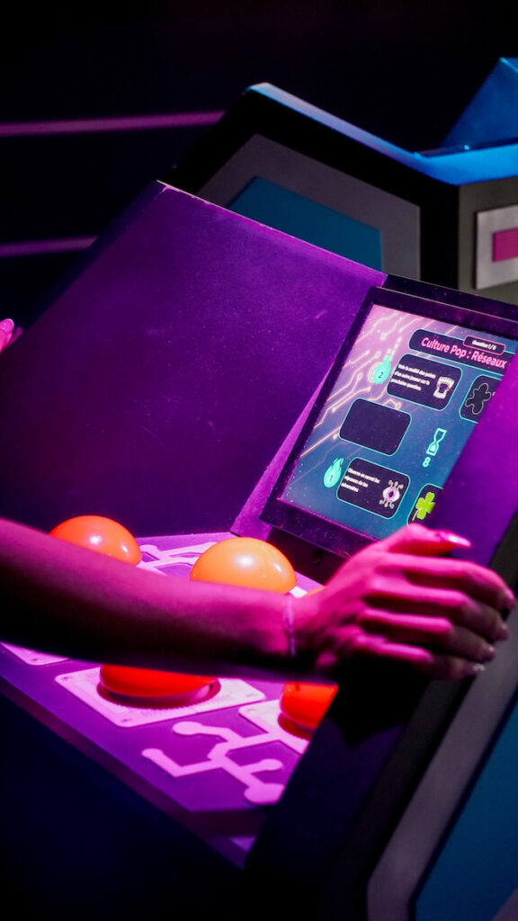 Le buzzer du Laser Game Évolution de Mondeville