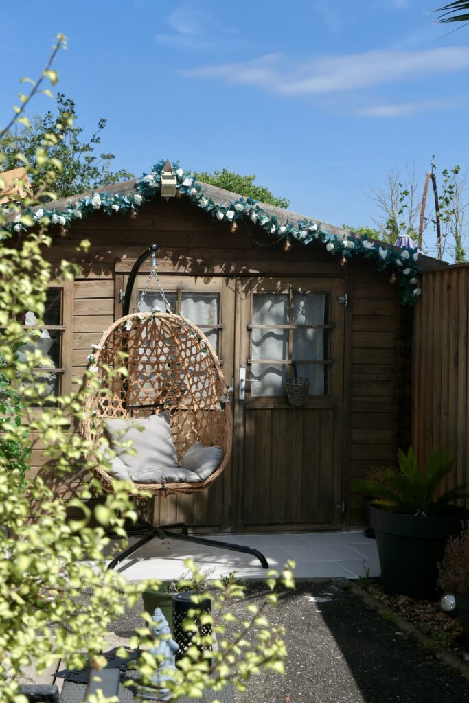 Extérieur de l'institut de beauté SB Esthétique à Gujan-Mestras.