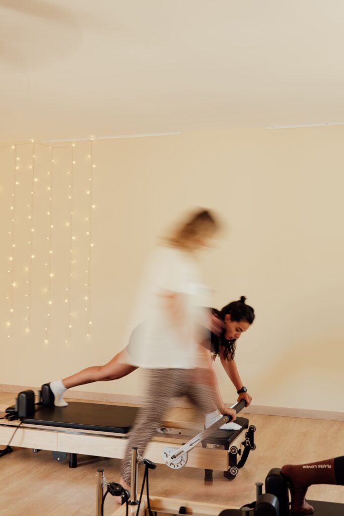 Cours de Pilates Reformer