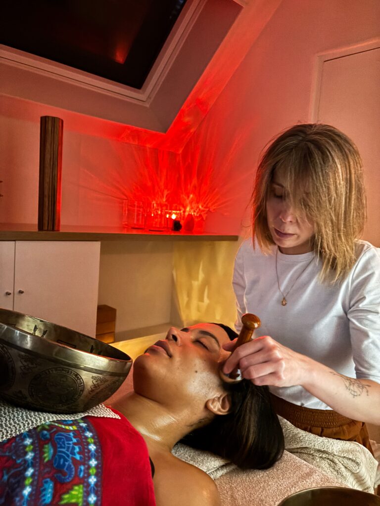 massage énergétique de l'institut quatre coins du monde à rouen