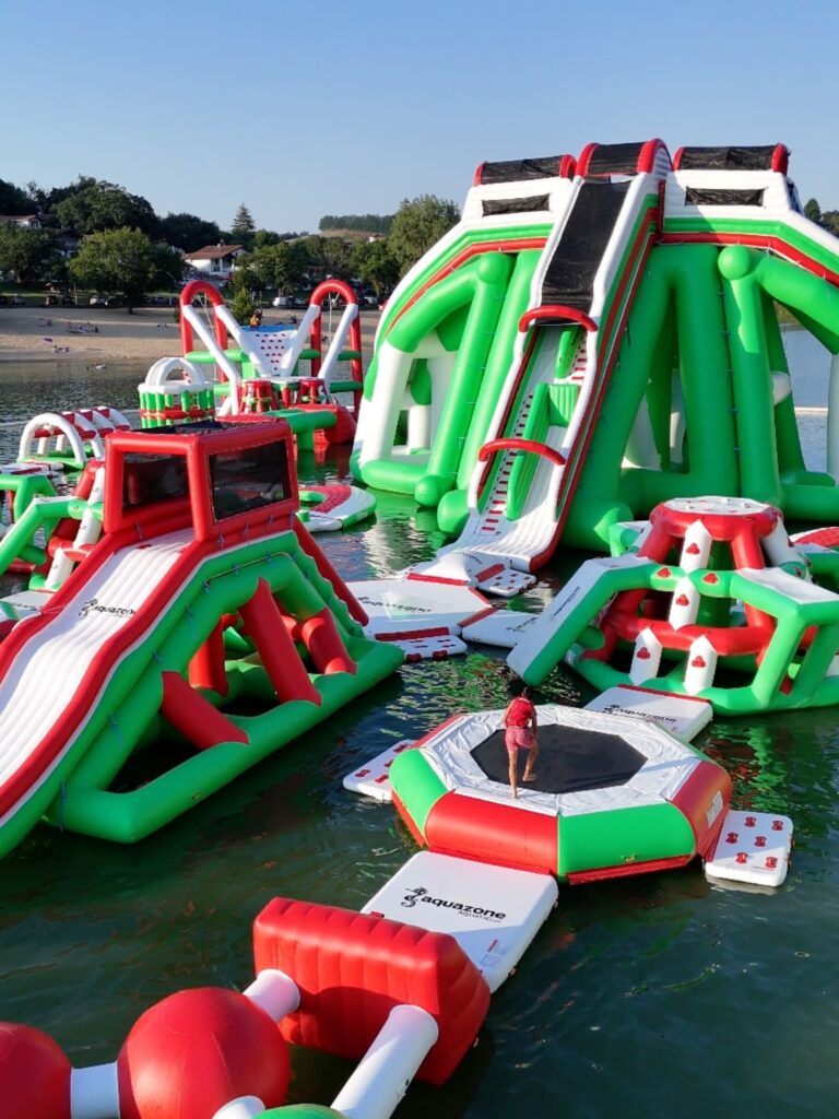 structures gonflables Aquazone saint pee sur nivelle
