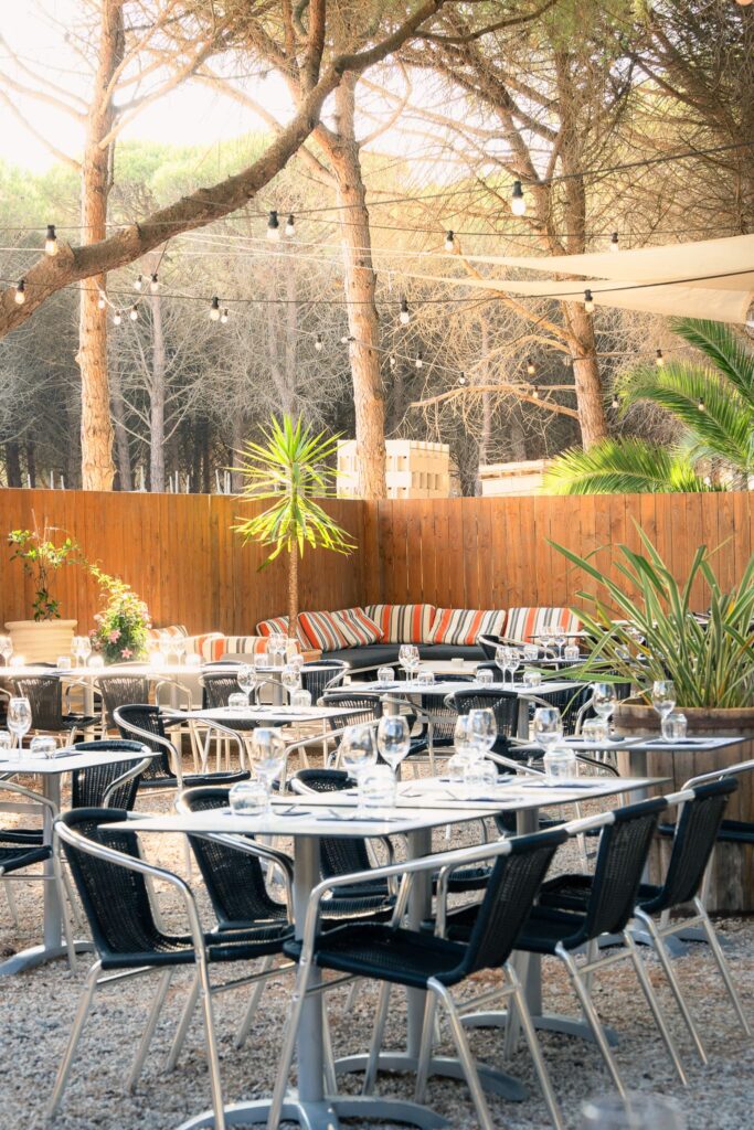 La terrasse de la Cuisine des Filles au Barcarès