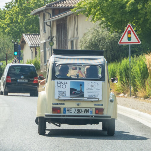 Les voitures se louent à la journée ou au weekend