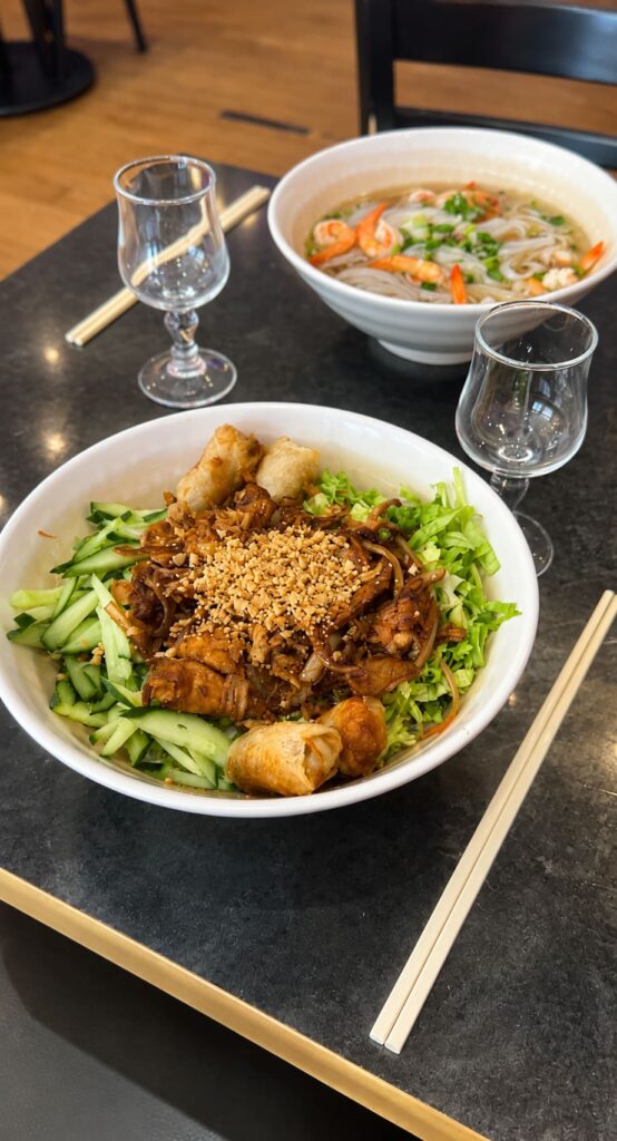 Pho 72, photo 3