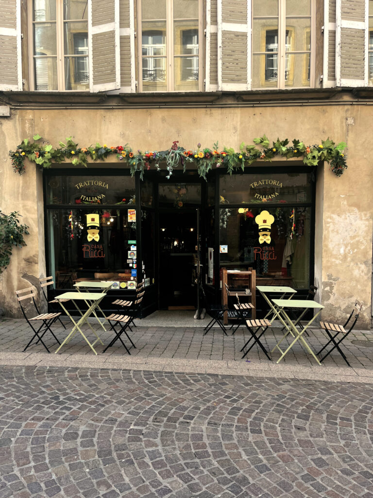 terrasse et devanture casa ricci à Metz