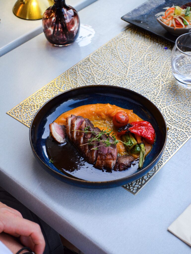 Un plat à la carte du restaurant Thara Thong à Tours