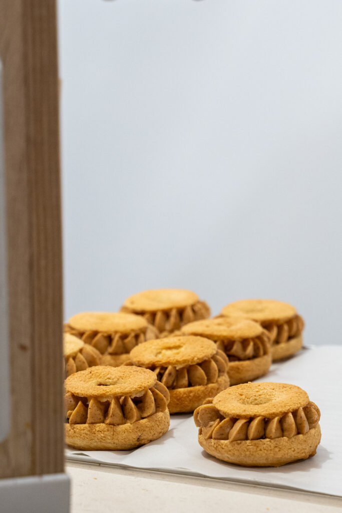 Chaque week-end, la cheffe pâtissière propose un nouveau dessert