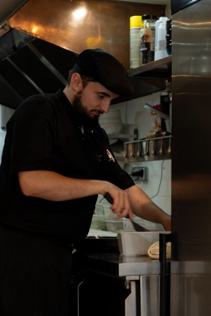 chef du restaurant traditionnel feur feur à rouen