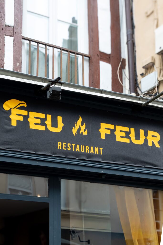 devanture du restaurant traditionnel feur feur à rouen