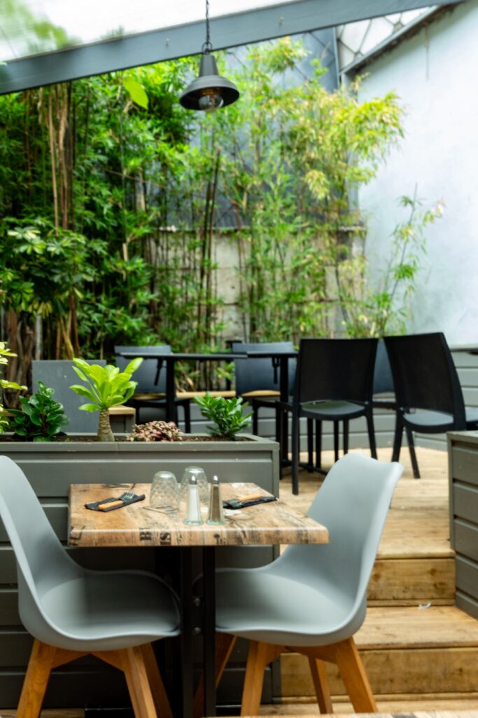 terrasse du restaurant traditionnel feur feur à rouen