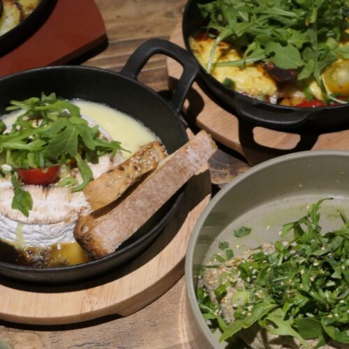 Finger food et plats à partager au restaurant d'ambiance Le Pestacle à La Teste-de-Buch.