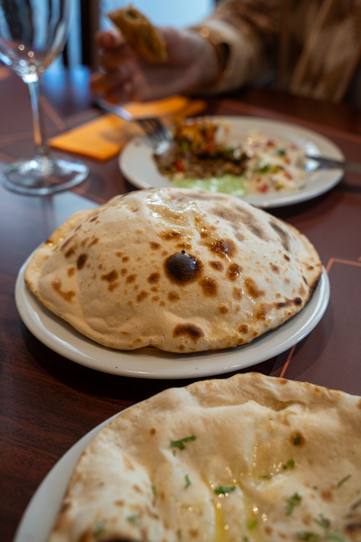 Cheese naan au fromage, à la demande