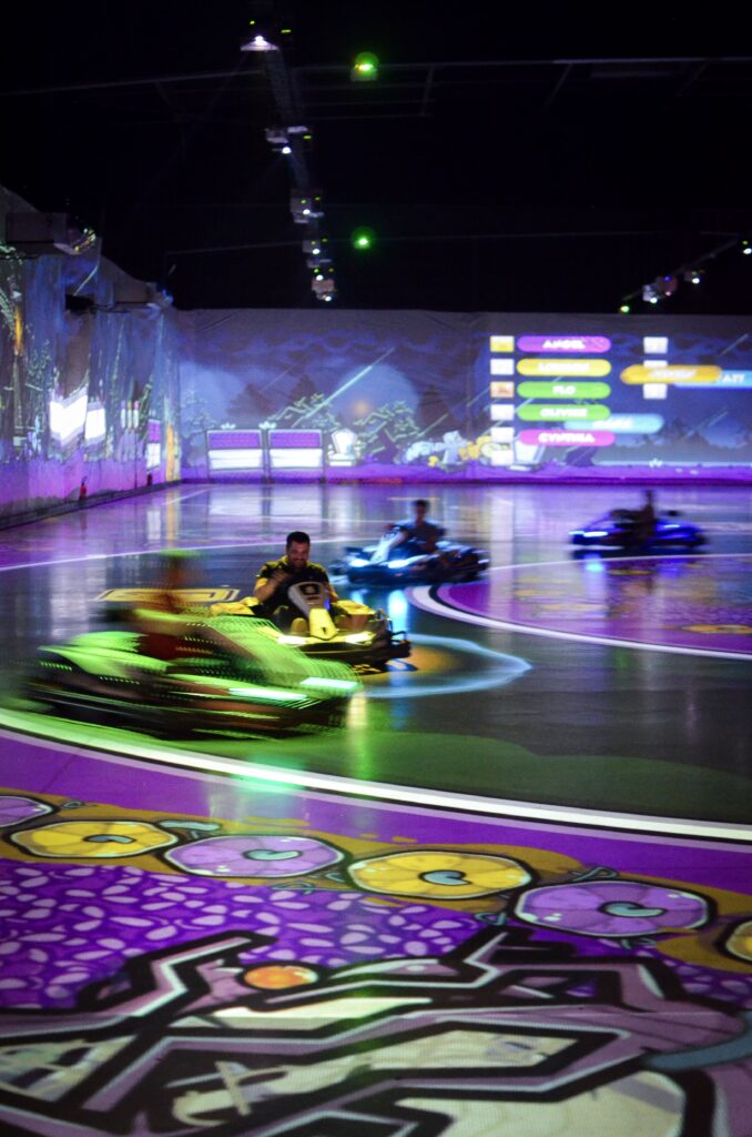 Une session de jeu Battle Race chez Battle Kart Tours à Notre-Dame-d'Oé