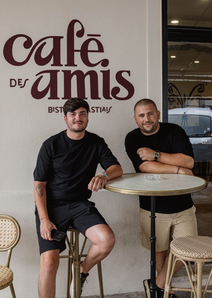 Le Café des Amis, photo 2