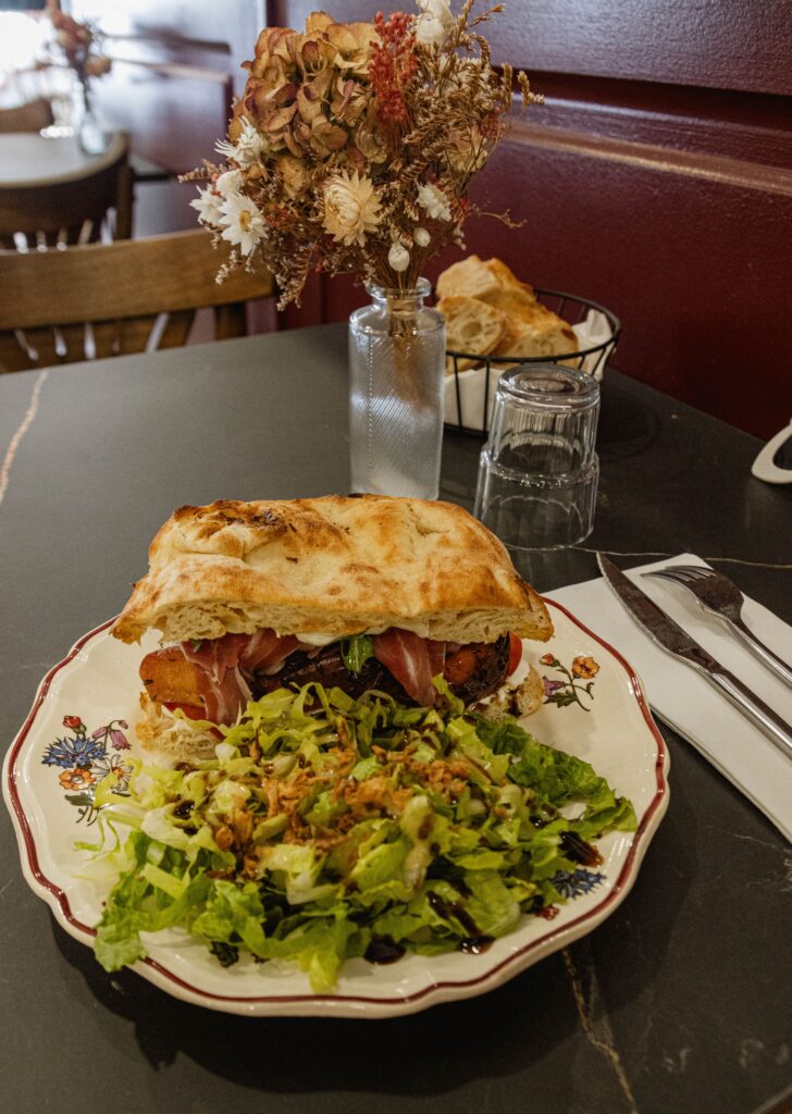 Le Café des Amis, photo 3